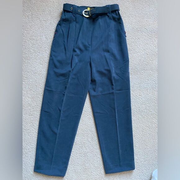 Pants - pants at the waist  size L